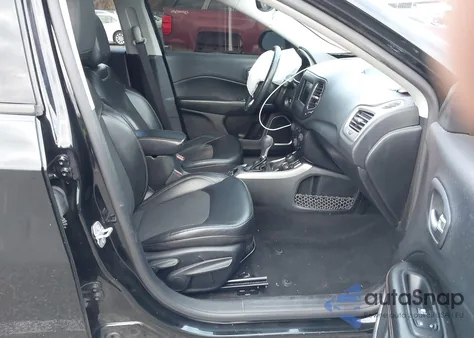 2018 Jeep Compass Latitude 4X4 from USA, damaged, VIN 3C4NJDBB2JT222522